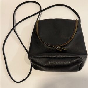 Elegant Black Leather Women's Shoulder Bag